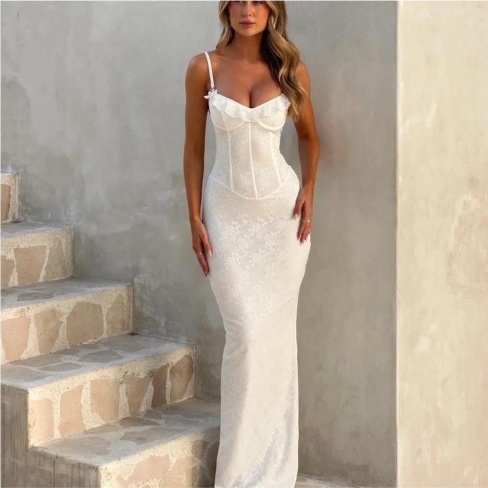 Elegant White Corset Gown Outcast